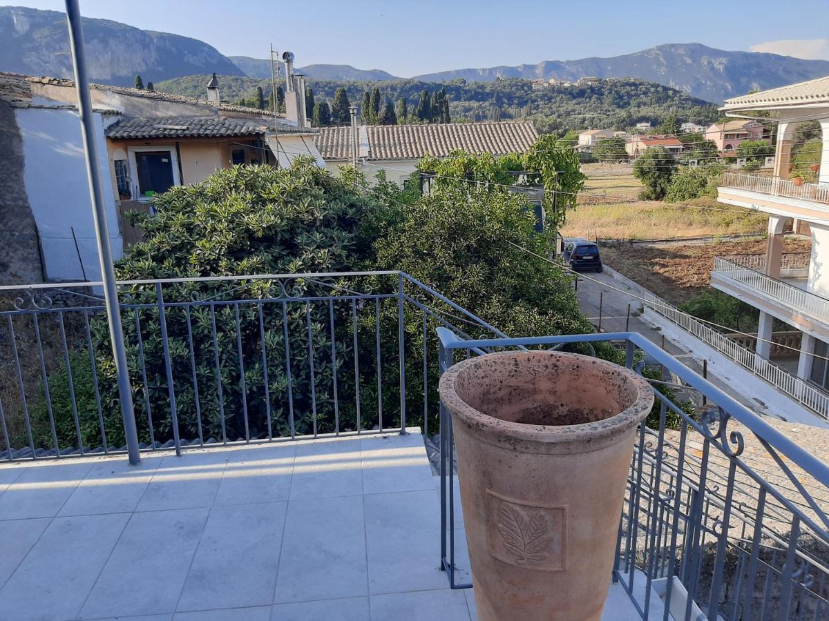 Villa Aspros - Traditionell, Ruhig Und Strandnah Liapades Luaran gambar